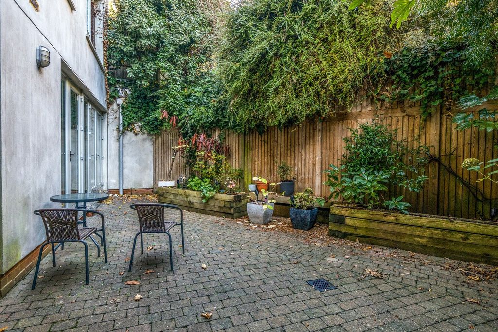 Additional image 14 of 2 bed flat for saleElmstead Lane, Chislehurst BR7