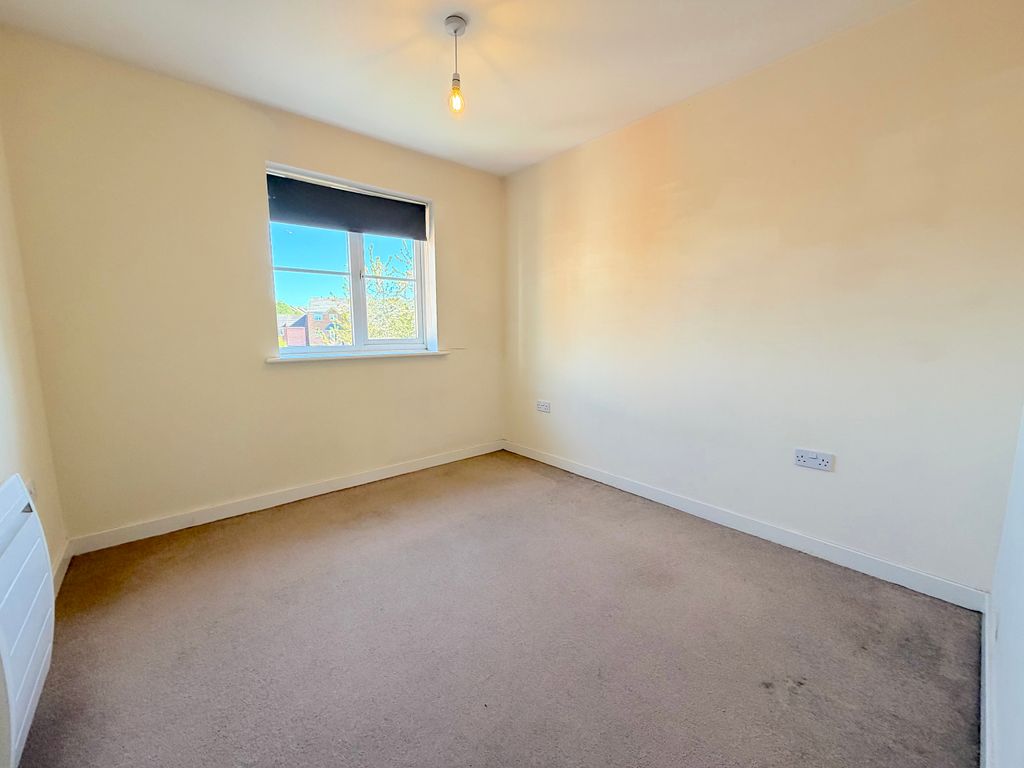 Additional image 7 of 2 bed flat for salePheasant Way, Hawks Green, Cannock WS11