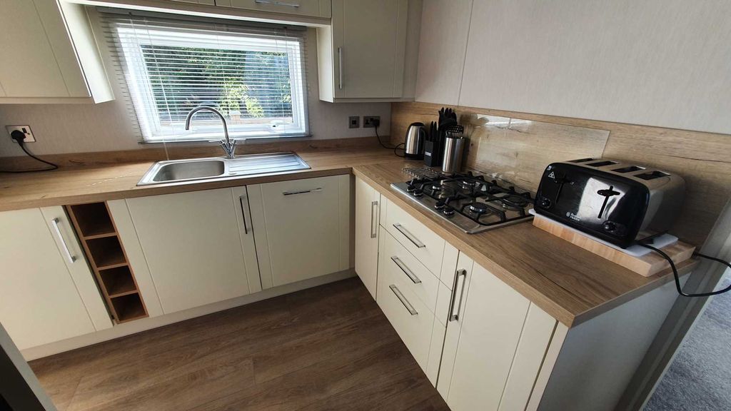 Additional image 5 of 3 bed detached house for saleJuliots Well Holiday Park, Camelford PL32
