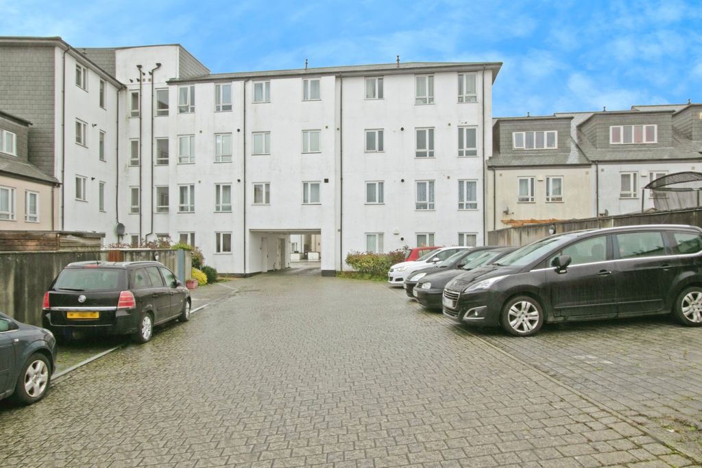 Additional image 17 of 2 bed flat for saleKerrier Way, Camborne, Cornwall TR14