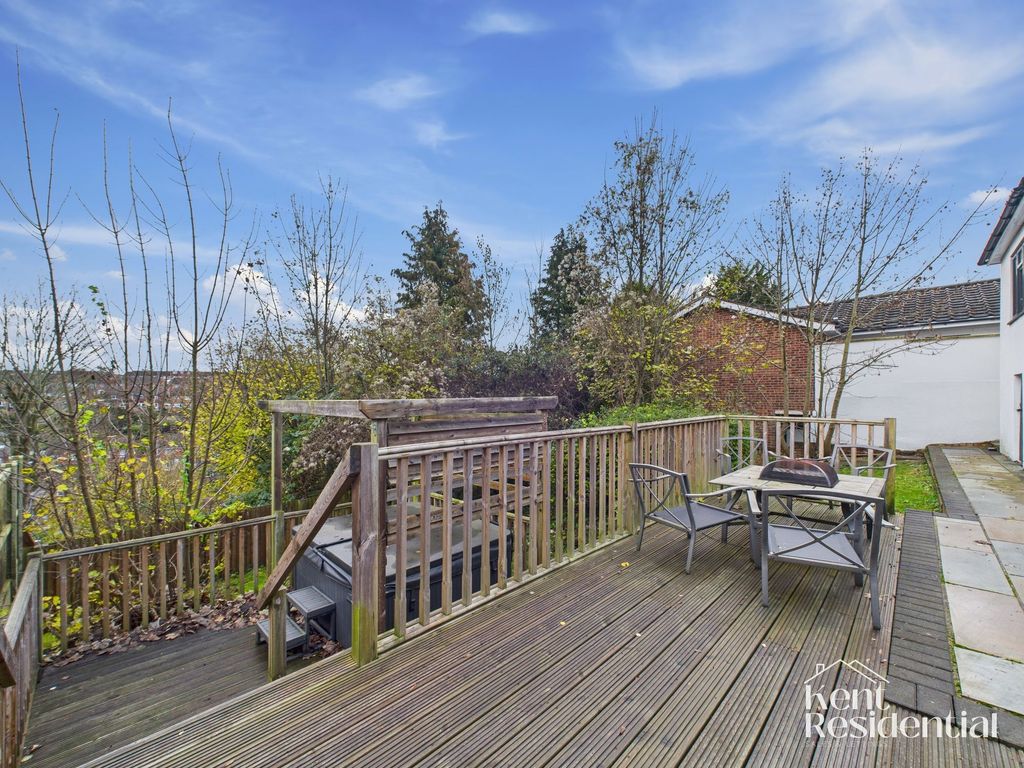 Additional image 15 of 4 bed detached bungalow for saleWatson Avenue, Chatham ME5