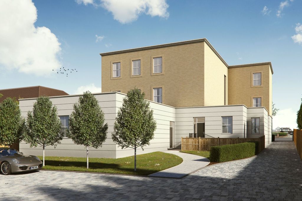 Additional image 8 of 2 bed flat for saleThe Oaks, Chigwell IG7