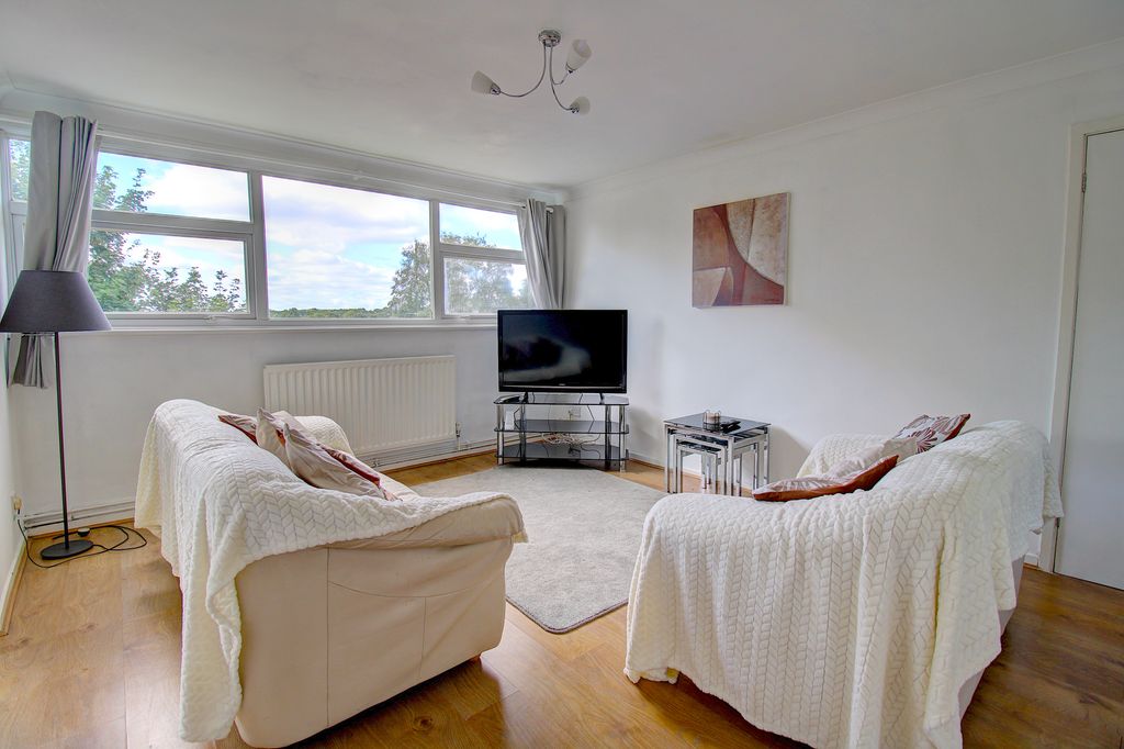 Additional image 2 of 3 bed flat for saleGarrick Road, Lichfield WS13