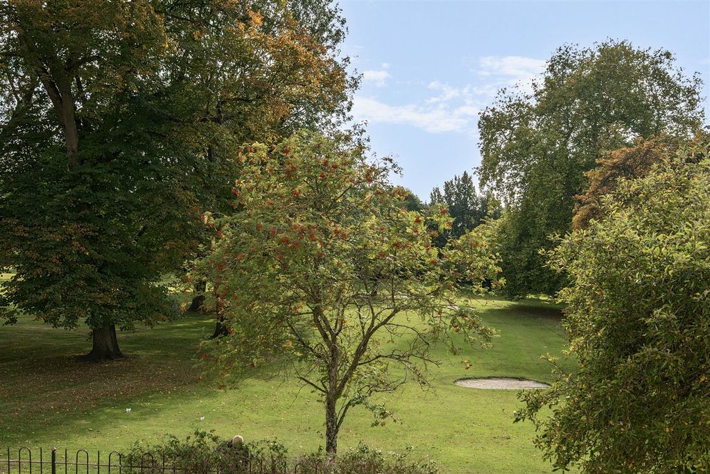 Additional image 10 of 2 bed flat for saleMonkton Park, Chippenham SN15