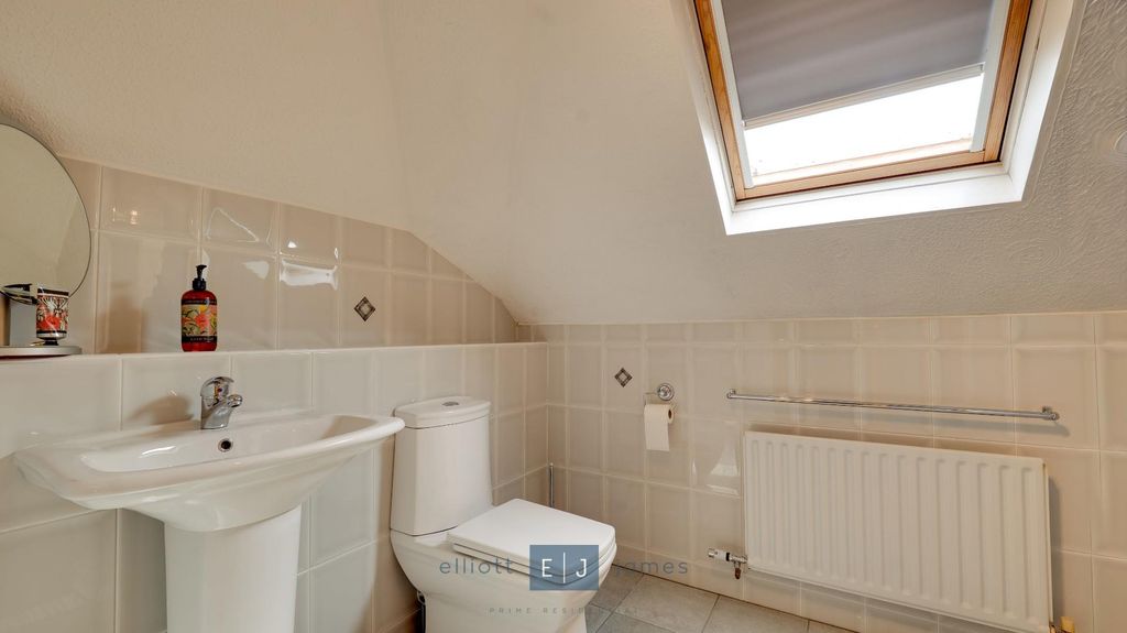 Additional image 33 of 5 bed detached house for saleLee Grove, Chigwell IG7