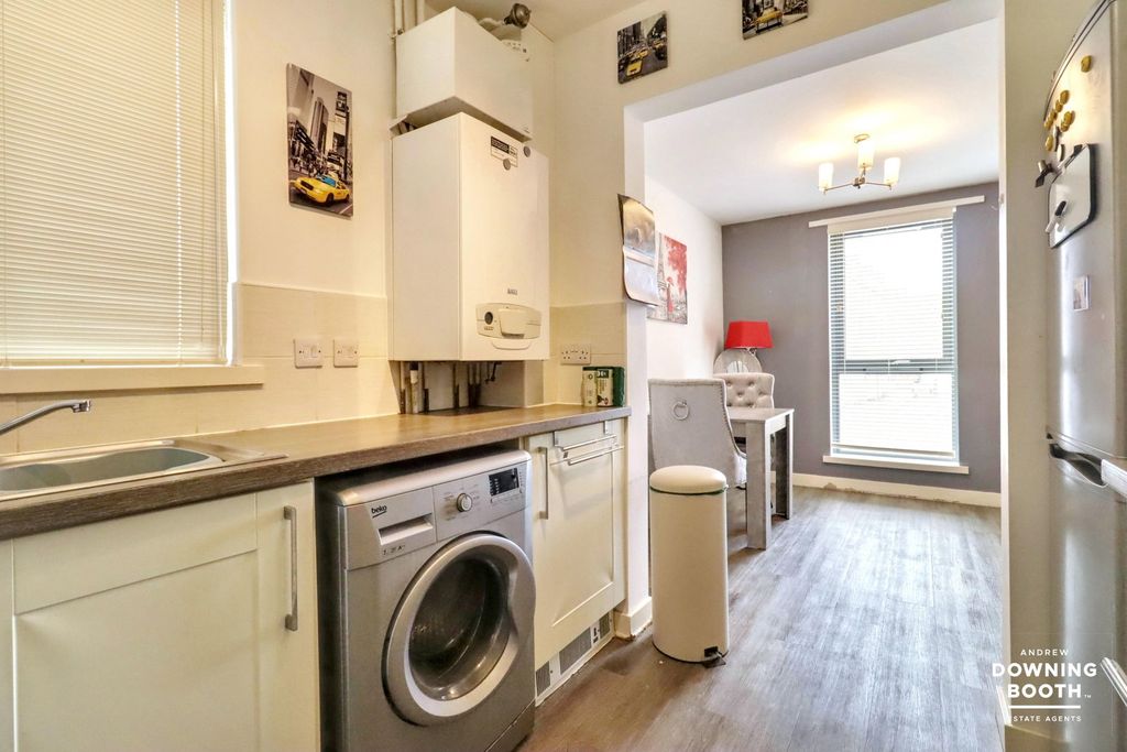 Additional image 10 of 2 bed flat for saleQueen Street, Lichfield WS13