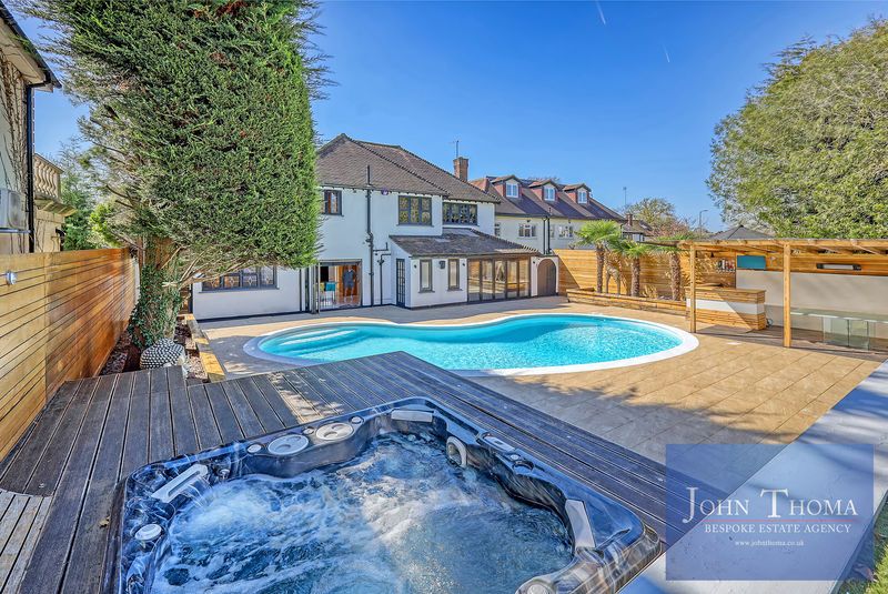 Additional image 35 of 4 bed detached house for saleCourtland Drive, Chigwell IG7