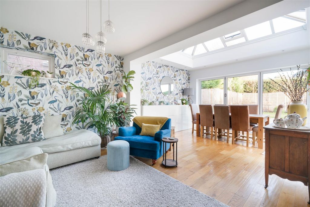 Additional image 2 of 4 bed detached house for saleNetherleigh Road, Ashgate, Chesterfield S40