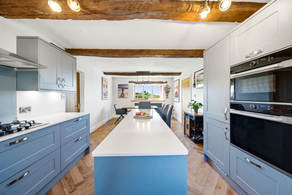 Additional image 12 of 4 bed barn conversion for saleGlen View Road, Burnley BB11