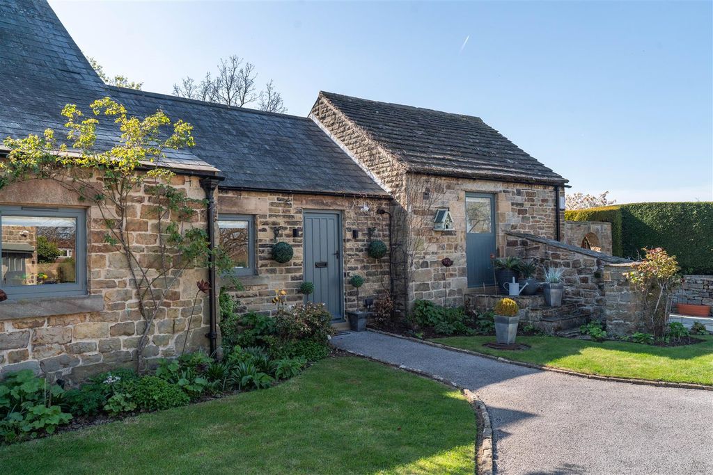 Additional image 73 of 4 bed property for saleHawthorne Barns, Walton Back Lane, Somersall, Chesterfield S42