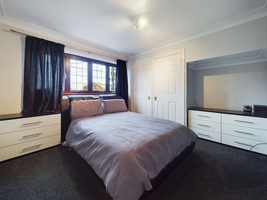 Additional image 13 of 4 bed detached house for saleMay Avenue, Canvey Island SS8