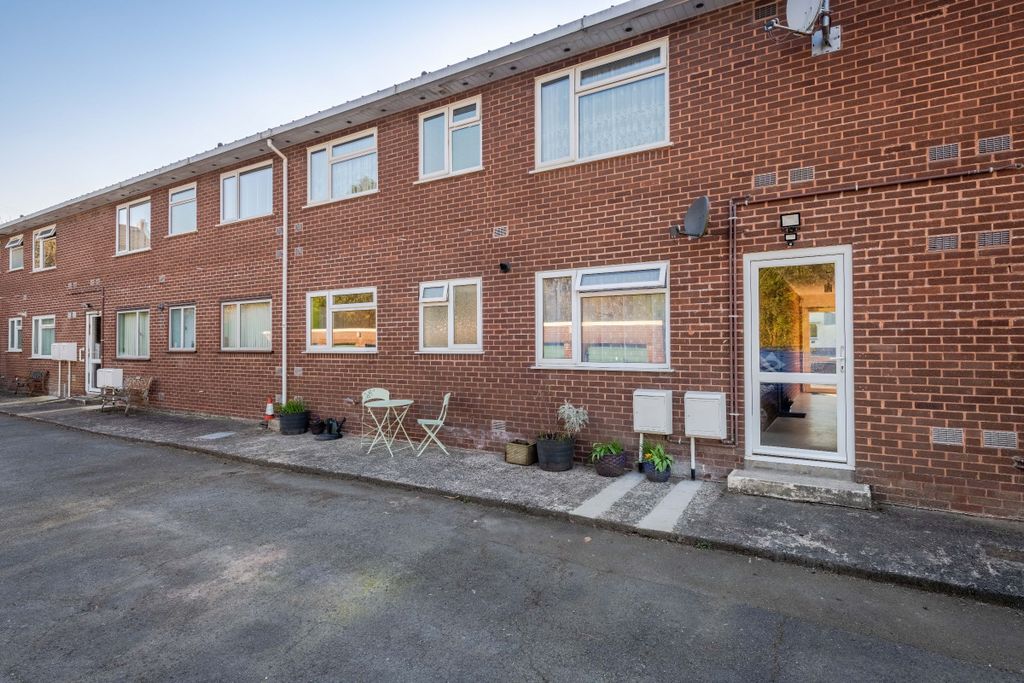 Additional image 9 of 2 bed flat for sale2, Winston House, South Molton EX36