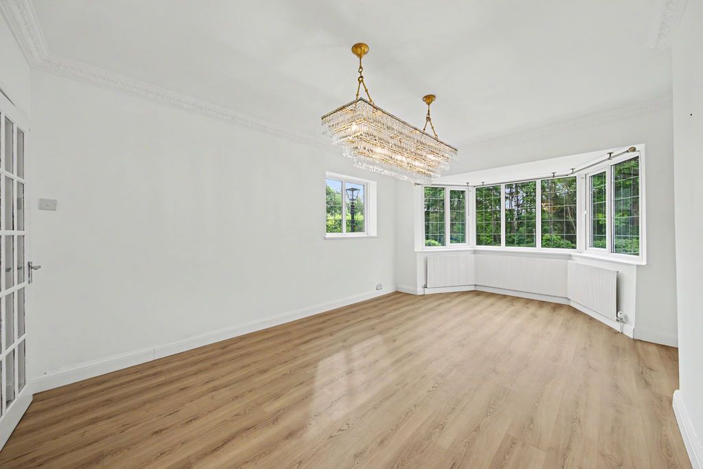 Additional image 8 of 4 bed detached house for saleWhitecotes Lane, Walton, Chesterfield S40