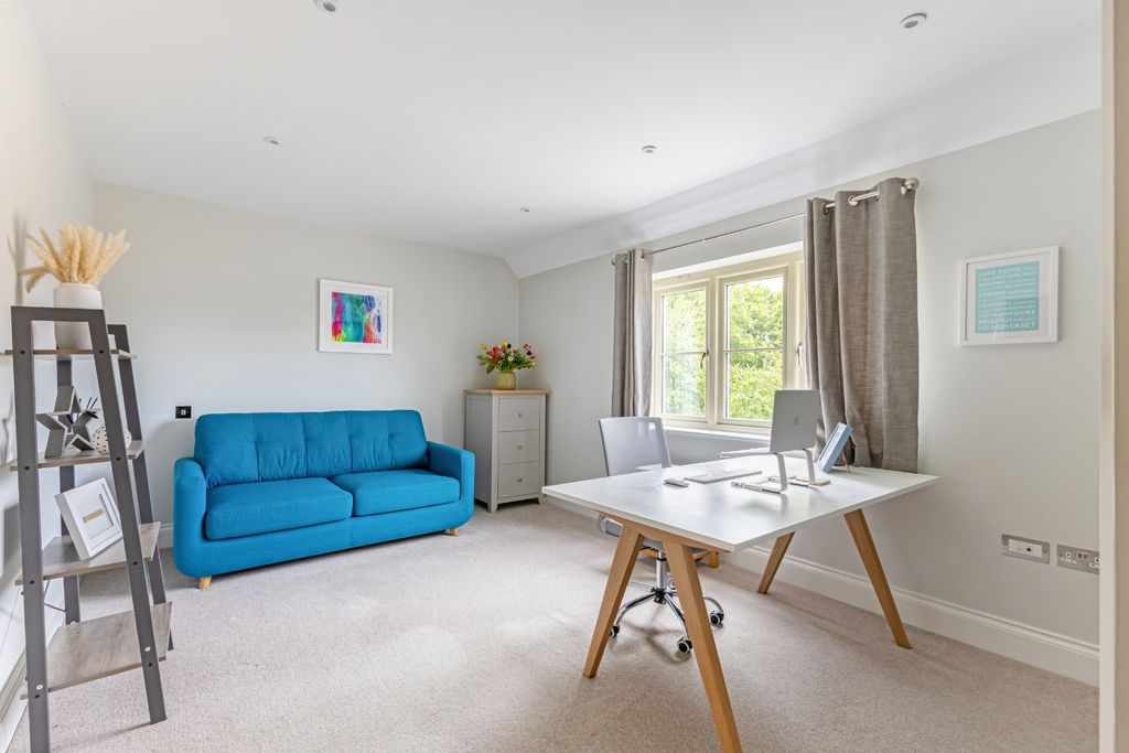 Additional image 10 of 5 bed detached house for salePreston Leigh, Siddington, Cirencester, Gloucestershire GL7