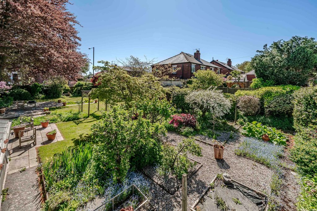 Additional image 36 of 4 bed detached house for salePark Road, Chorley PR7