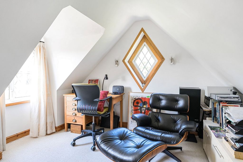Additional image 19 of 4 bed detached house for saleDome Hill Peak, Caterham CR3