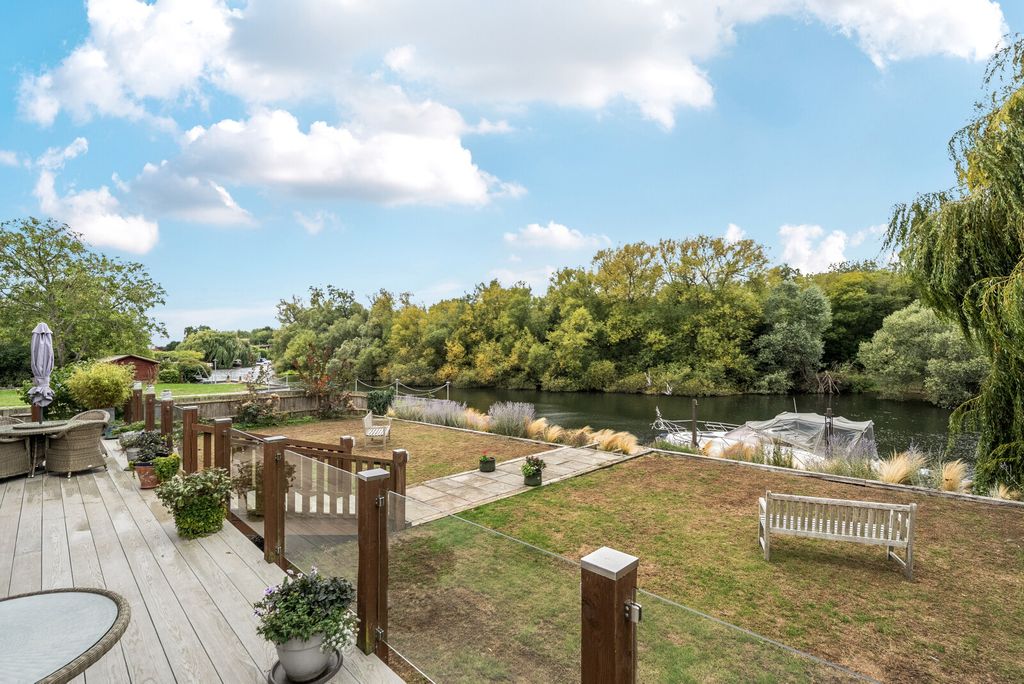 Additional image 23 of 4 bed detached house for saleLaleham Reach, Chertsey KT16
