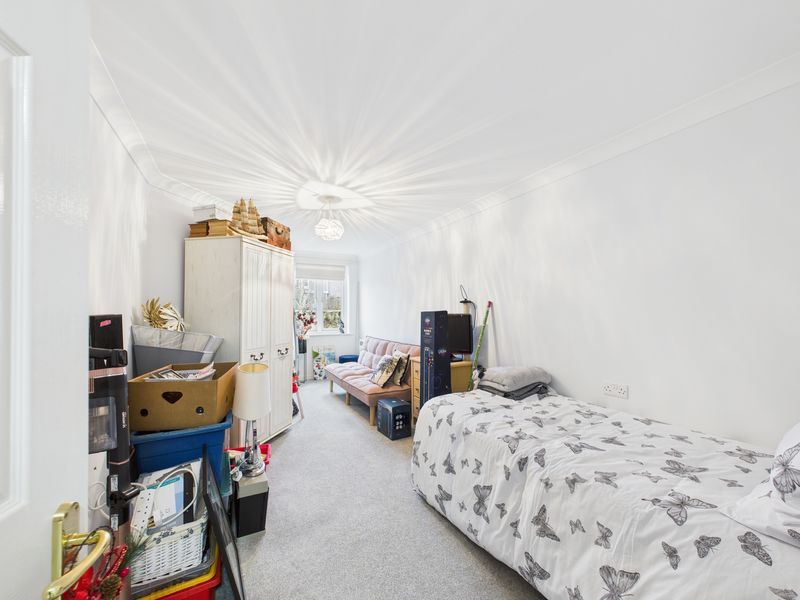 2 bed flat for saleTrevithick Road, Camborne - Ground Floor Apartment TR14 photo 5