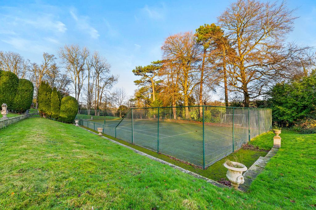 Additional image 28 of 6 bed detached house for saleTupwood Lane, Caterham CR3