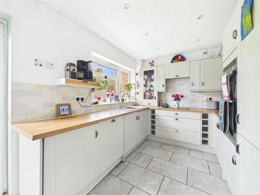 Additional image 11 of 3 bed end terrace house for saleConigre, Chinnor, Oxfordshire OX39