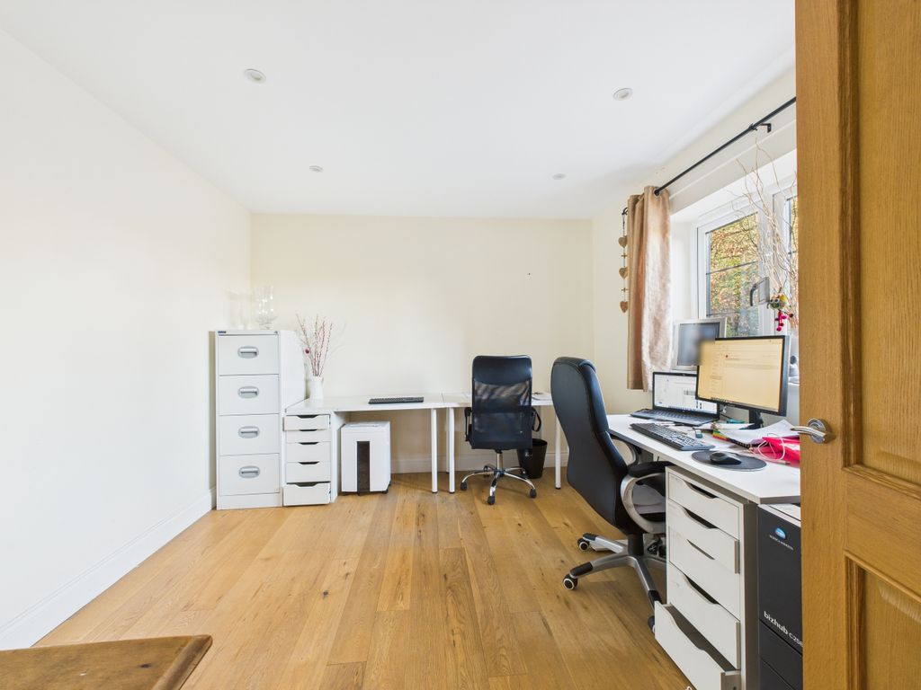 Additional image 9 of 4 bed detached house for saleSprigs Holly Lane, Chinnor, Oxfordshire OX39
