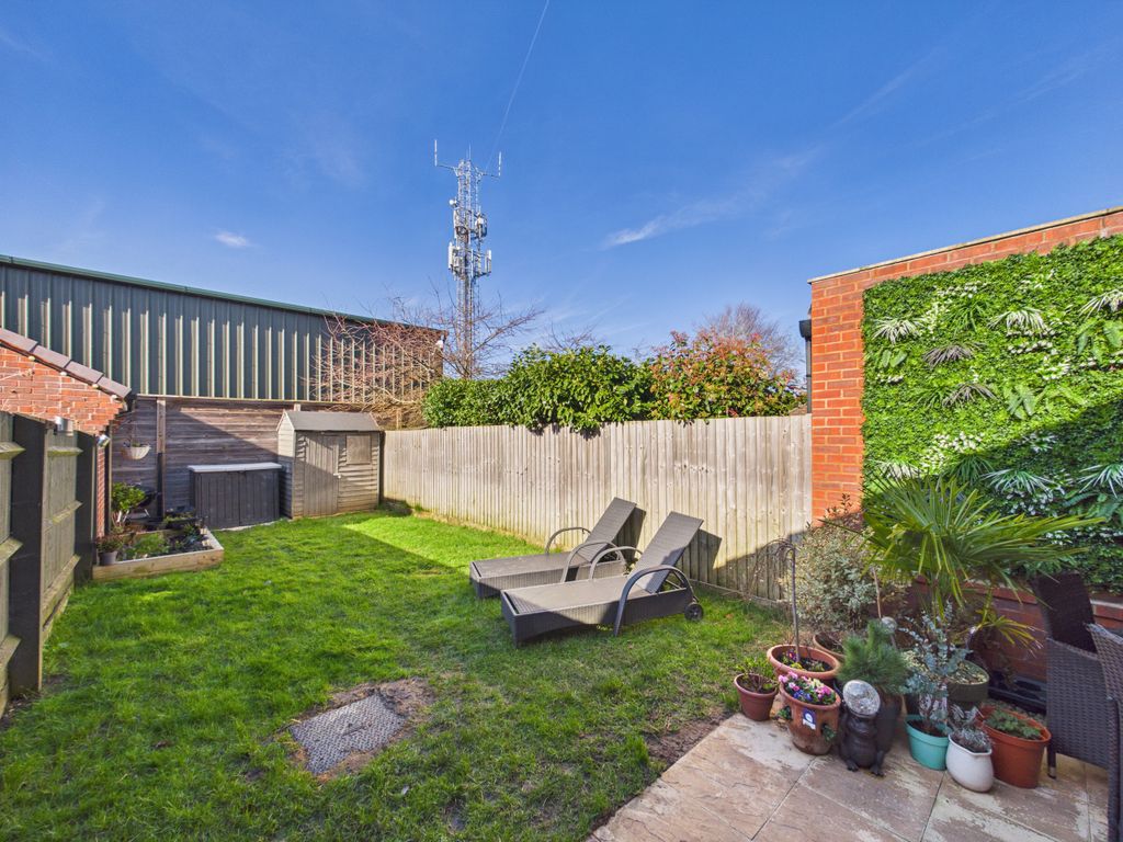 Additional image 15 of 3 bed town house for saleRed Kite Road, Chinnor, Oxfordshire OX39