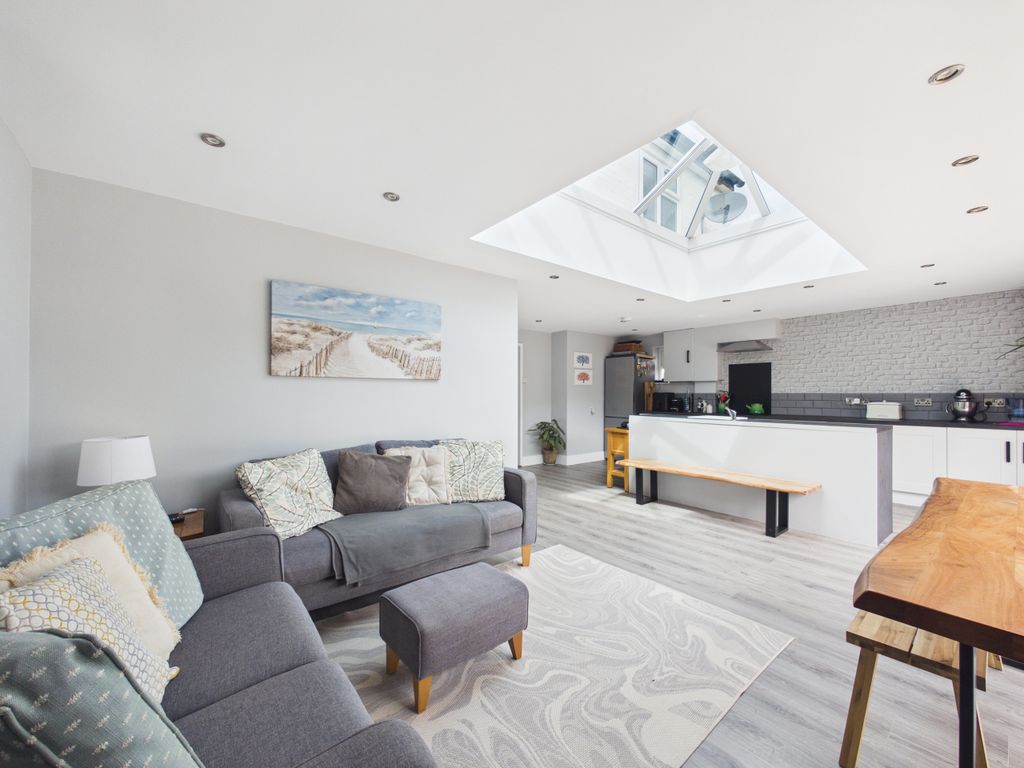 Additional image 9 of 3 bed semi-detached house for saleGlimbers Grove, Chinnor, Oxfordshire OX39