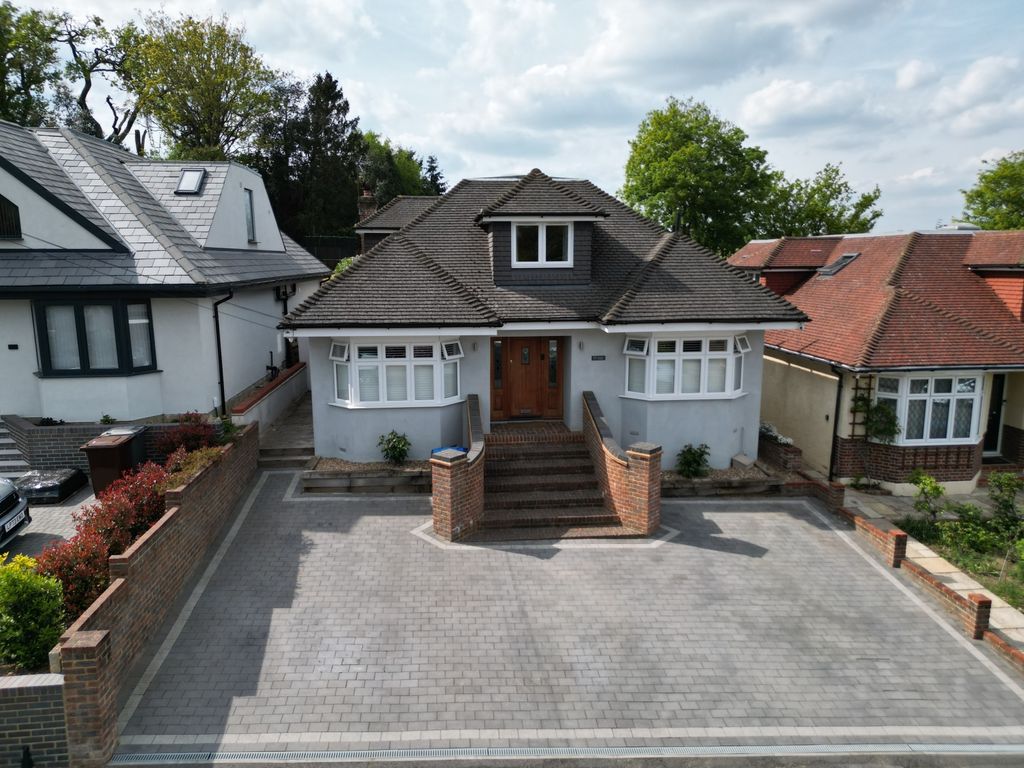 Additional image 34 of 6 bed detached house for saleFerndale Avenue, Chertsey, Surrey KT16