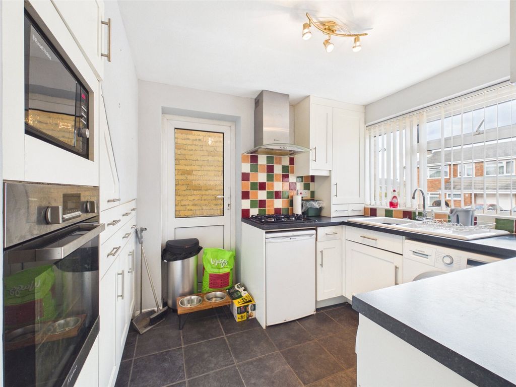 Additional image 7 of 3 bed semi-detached house for saleMiddle Way, Chinnor, Oxfordshire OX39