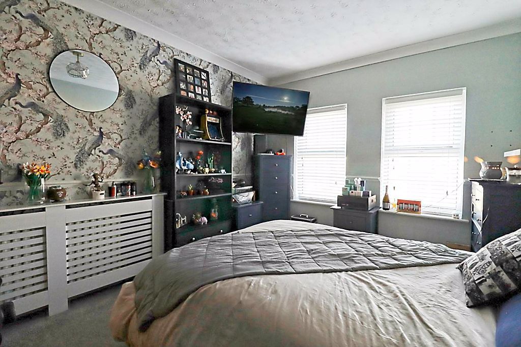 Additional image 7 of 4 bed detached house for saleThorney Bay Road, Canvey Island SS8