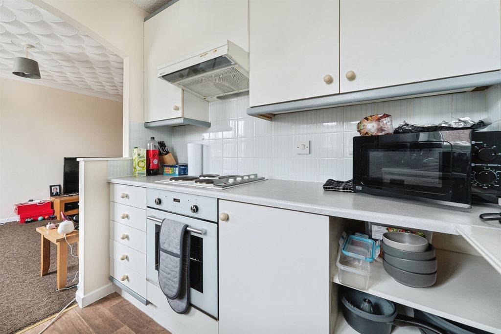 Additional image 14 of 1 bed flat for saleCamargue Drive, March PE15