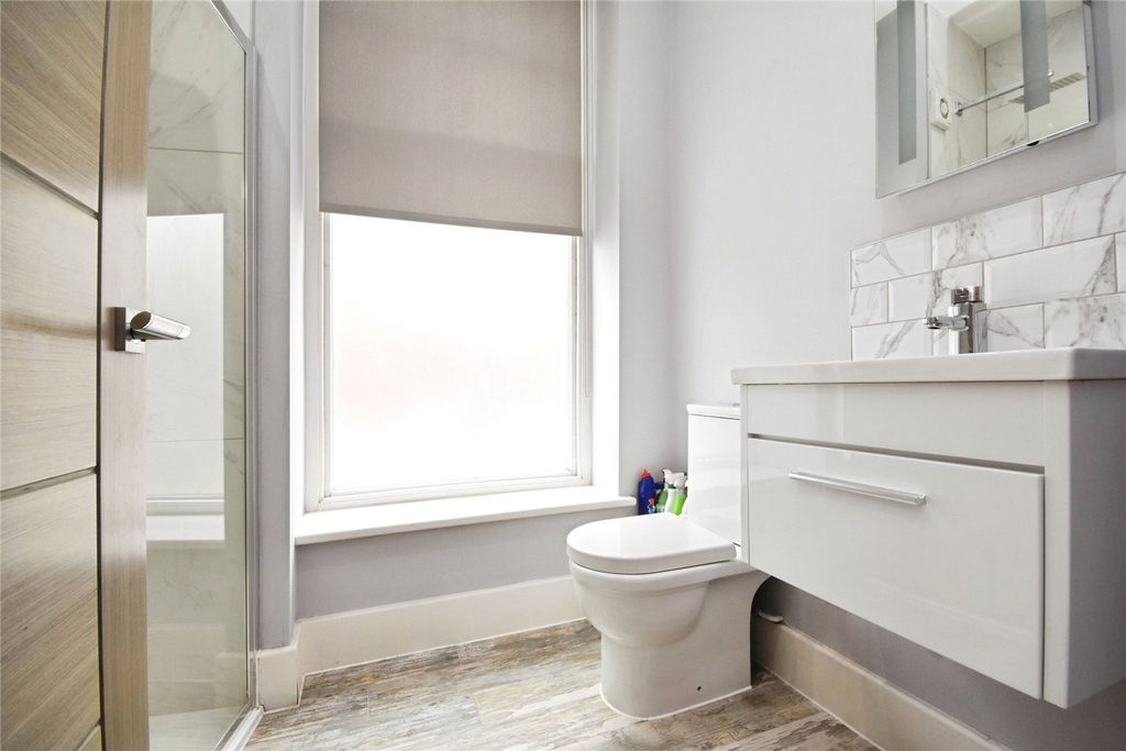 Additional image 17 of 2 bed flat for saleHigh Street, Chelmsford, Essex CM1