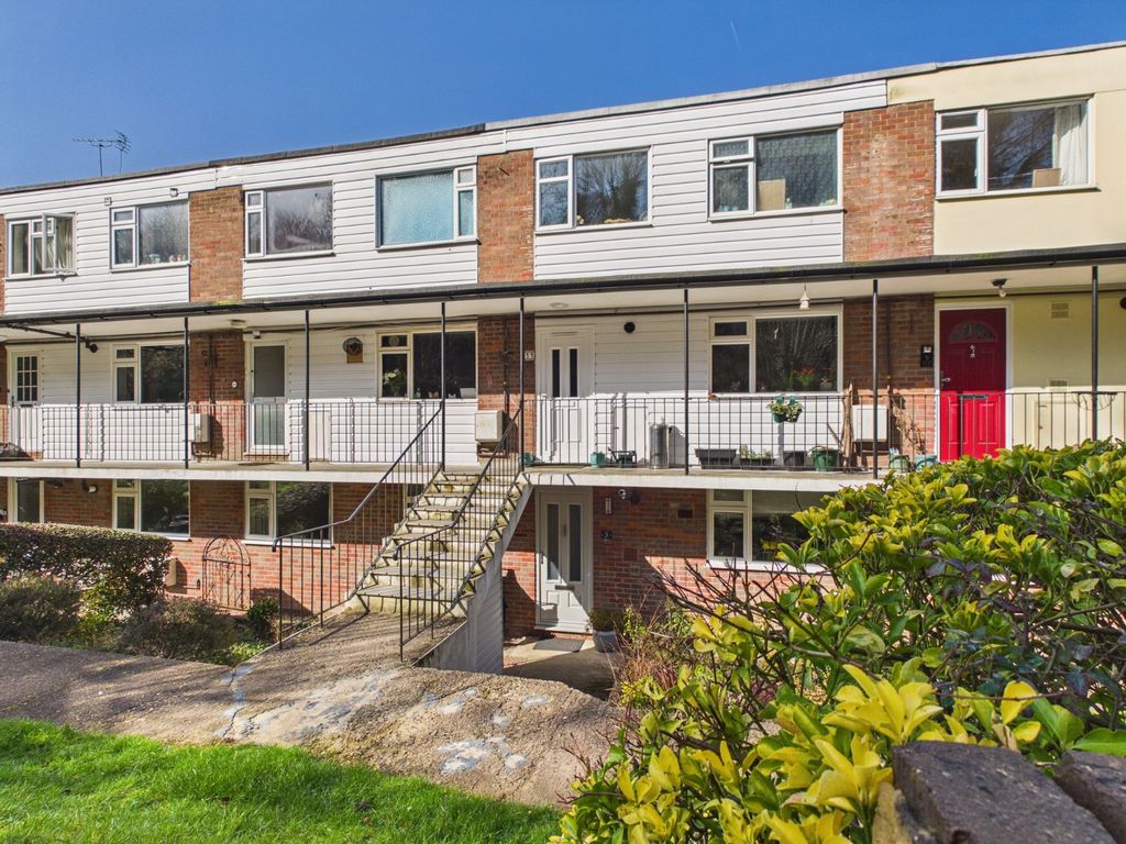 2 bed maisonette for saleRussell Court, Chesham HP5