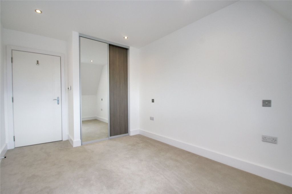 Additional image 3 of 2 bed flat for saleCoronation House, Gogmore Lane, Chertsey, Surrey KT16