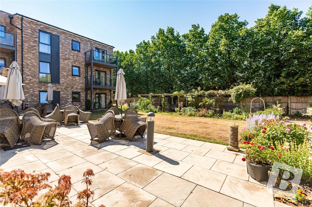 Additional image 15 of 2 bed flat for salePrinces Road, Chelmsford, Essex CM2