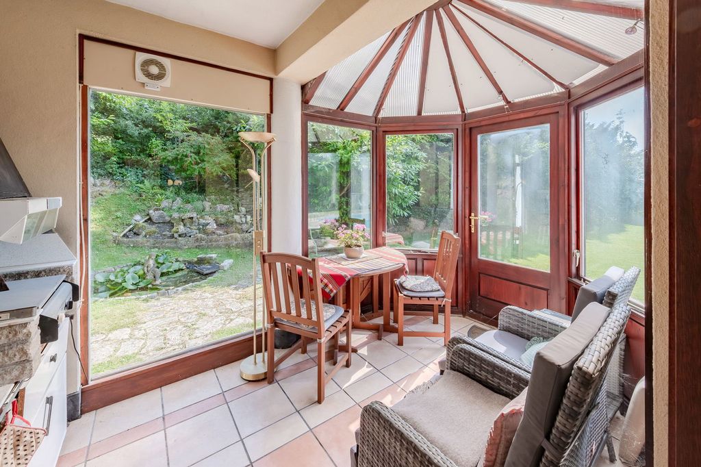 Additional image 17 of 5 bed detached house for saleHarestone Hill, Caterham CR3