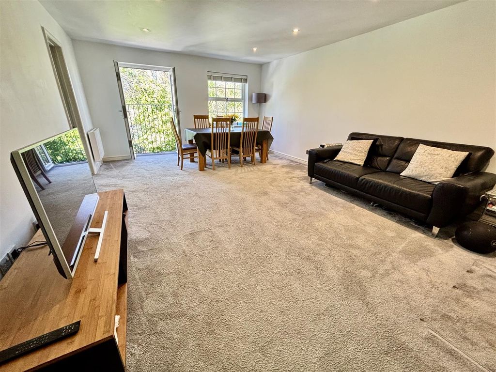 Additional image 2 of 2 bed flat for saleRaleigh Way, Frimley, Camberley GU16