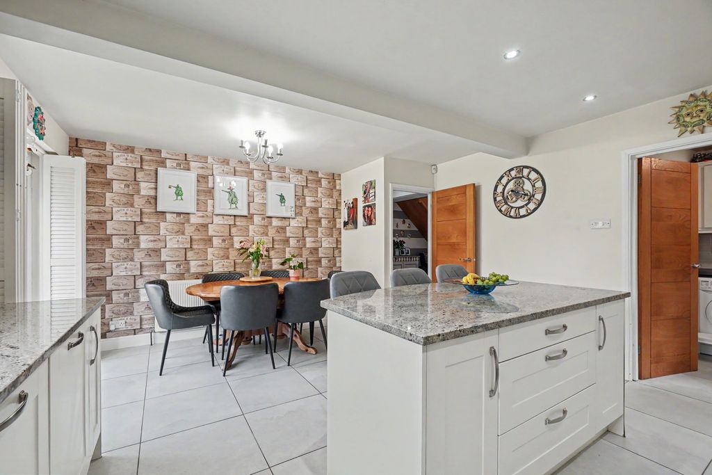 Additional image 3 of 4 bed detached house for saleWoodlands, Walderslade Woods, Chatham ME5