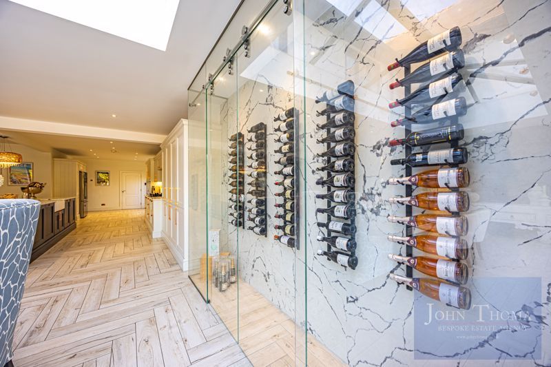 Additional image 7 of 5 bed detached house for saleTomswood Road, Chigwell IG7