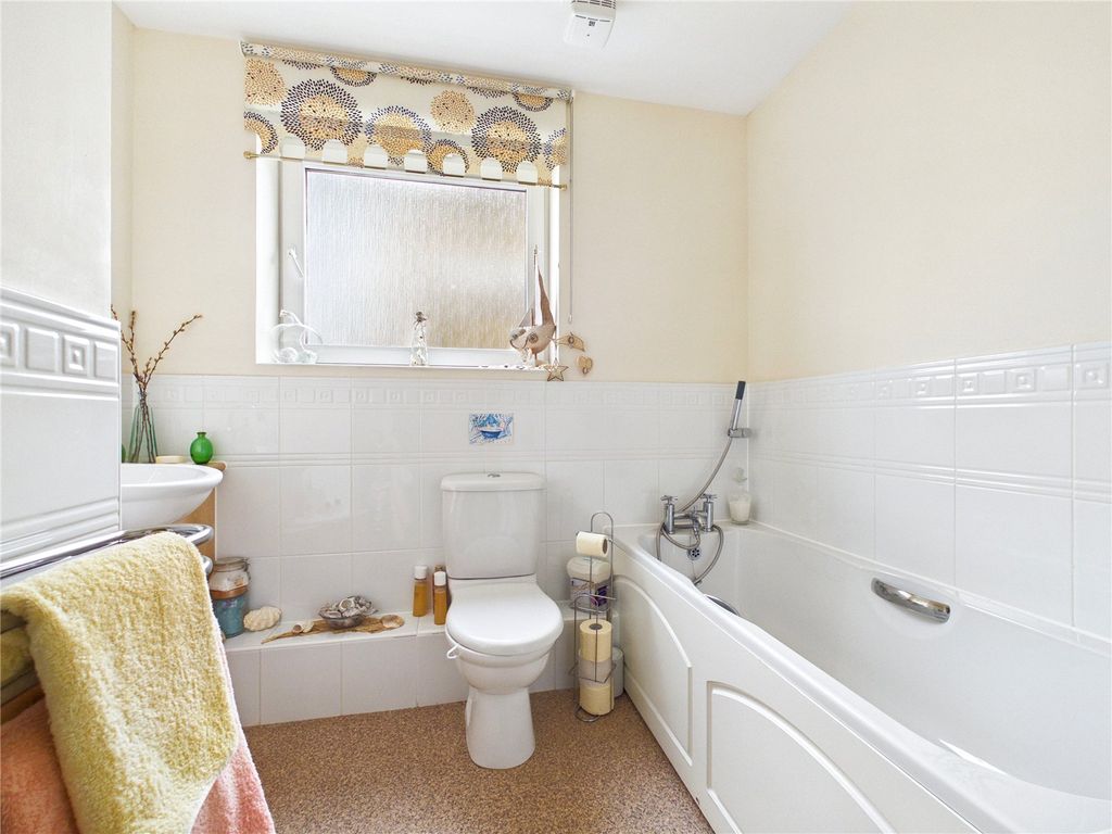Additional image 6 of 2 bed flat for saleBakers Court, Great Cornard, Sudbury, Suffolk CO10