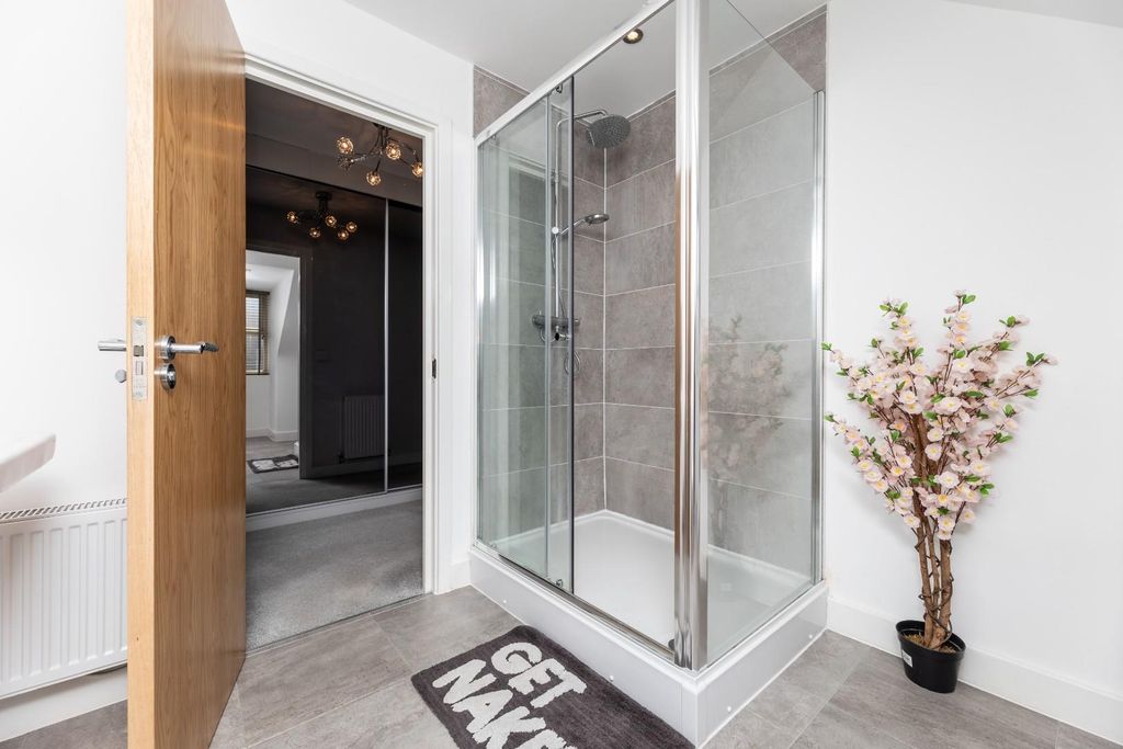 Additional image 18 of 5 bed detached house for saleColclough Close, Castleford WF10