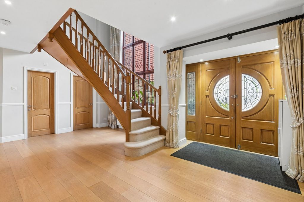 Additional image 19 of 5 bed detached house for saleBurtons Lane, Chalfont St. Giles, Buckinghamshire HP8