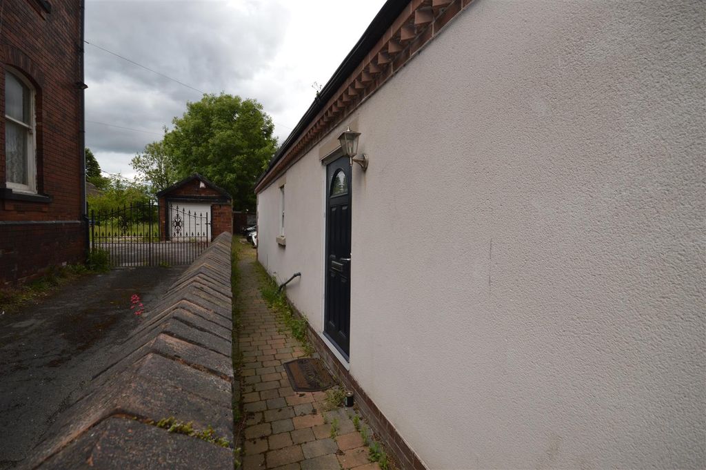Additional image 22 of 4 bed detached house for saleLumley Street, Castleford WF10