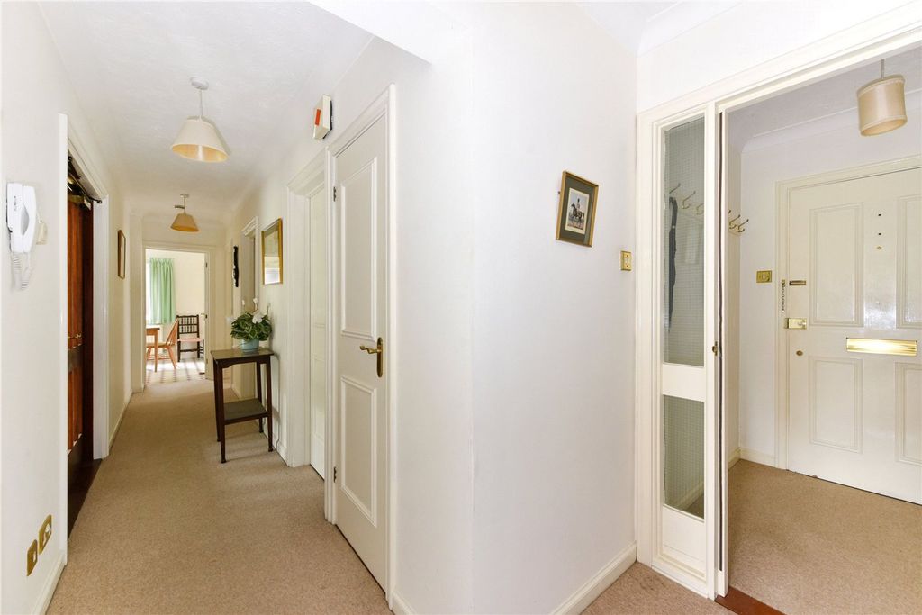 Additional image 5 of 2 bed flat for saleHenty Gardens, Chichester PO19
