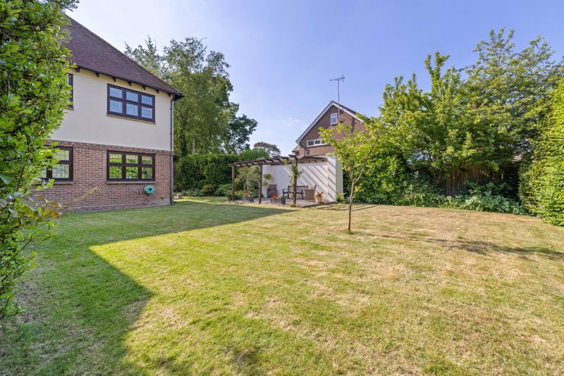 Additional image 2 of 2 bed flat for saleThe Avenue, Summersdale, Chichester PO19