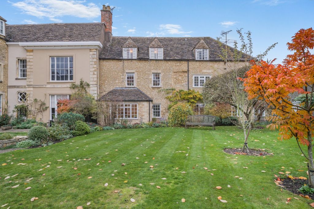 Additional image 2 of 1 bed flat for saleCoxwell Court, Cirencester, Gloucestershire GL7