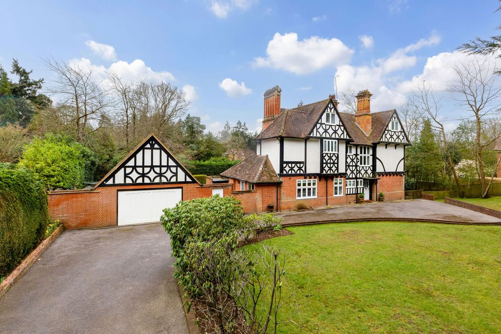 Additional image 7 of 6 bed detached house for saleLondon Road, Camberley GU15
