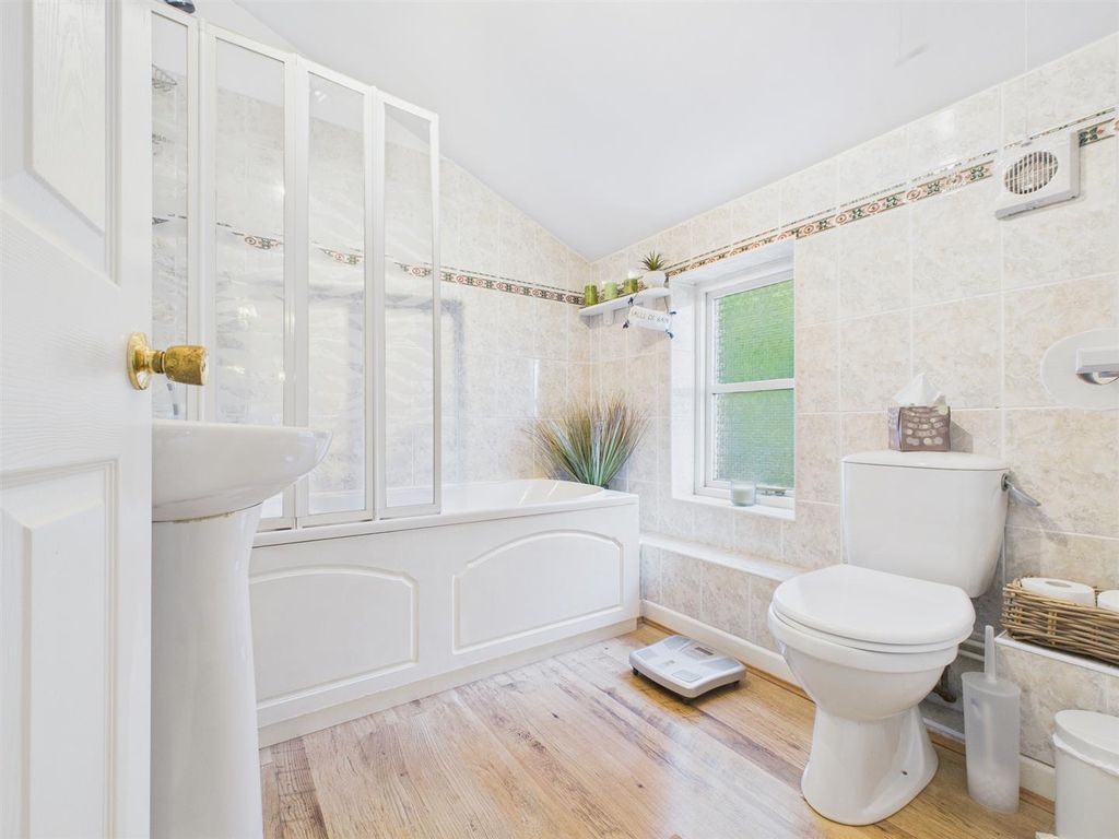 Additional image 21 of 4 bed property for saleLlanvaches, Caldicot NP26