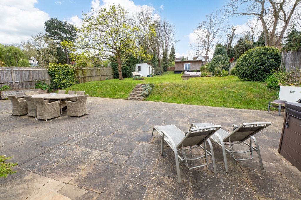 Additional image 37 of 5 bed detached house for saleCarshalton, Surrey SM5