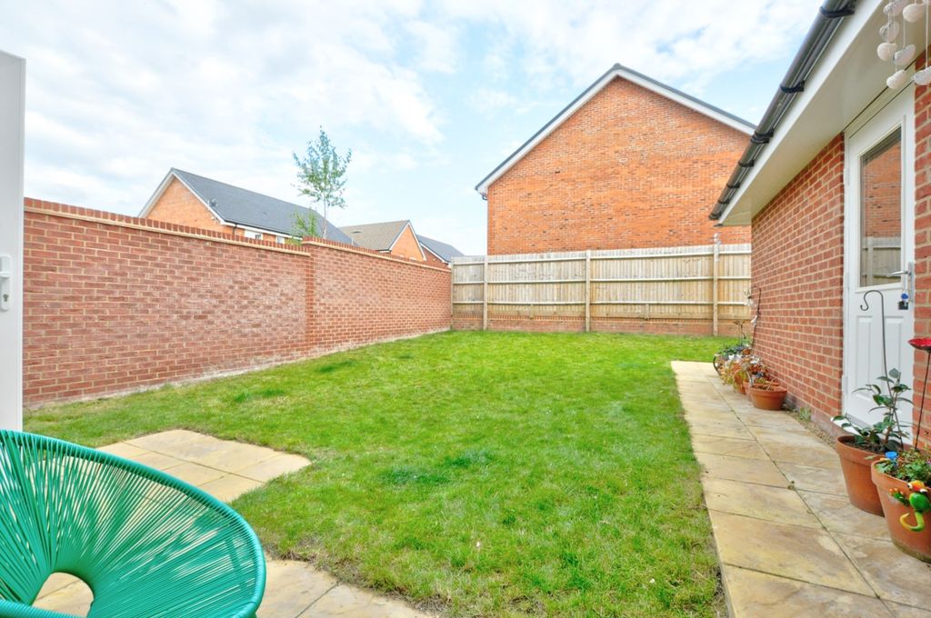 Additional image 15 of 4 bed detached house for saleMoor Close, Chinnor, Oxfordshire OX39